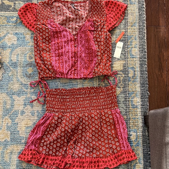 NWT Anthropologie 2 piece short set - size small - Picture 4 of 6